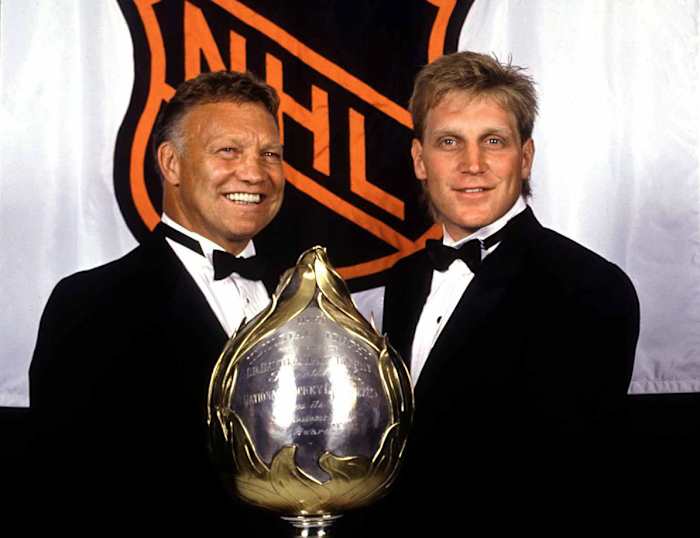 1991-Bobby-Brett-Hull.jpg